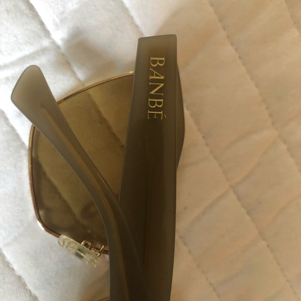 BANBE Women's Sunglasses in Taupe with Gold Accents